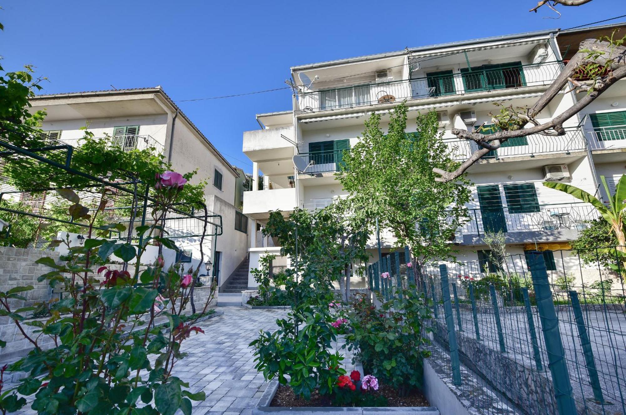 Apartments Vjeko Makarska Dış mekan fotoğraf